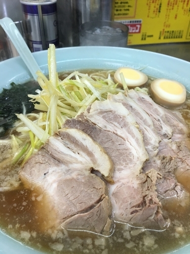 「満腹ネギチャーシュー麺 中盛り」@ラーメンショップ ニューシャトル東宮原駅前店の写真