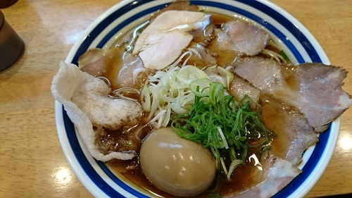 「全部乗せ醤油らーめん」@らーめん Cielの写真