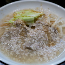 ラーメン 脂＋ちょっと辛目＋超極太麺