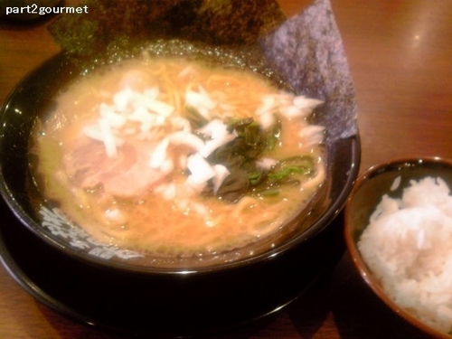 「ラーメン 並 (680円)」@岩槻商店の写真