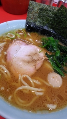 「醤油ラーメン並７００円全部普通」@壱六家 上大岡店の写真