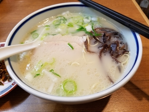 「ミニとんこつラーメン(570円)」@名島亭 新横浜ラーメン博物館店の写真