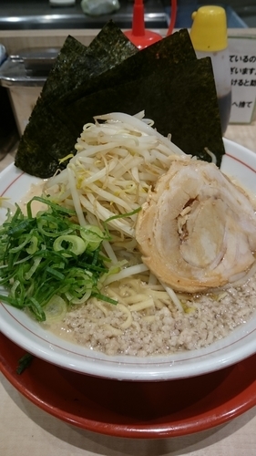 「ラーメン＋もやしマシ＋大海苔＋ビール」@替玉千里眼 志木店の写真