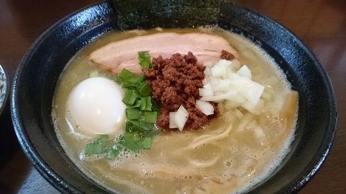 「ペニー台湾白湯ラーメン￥800」@つけ麺 弥七の写真