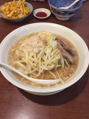 「みちる麺」@ガツ盛リラーメン みちる屋 松戸店の写真