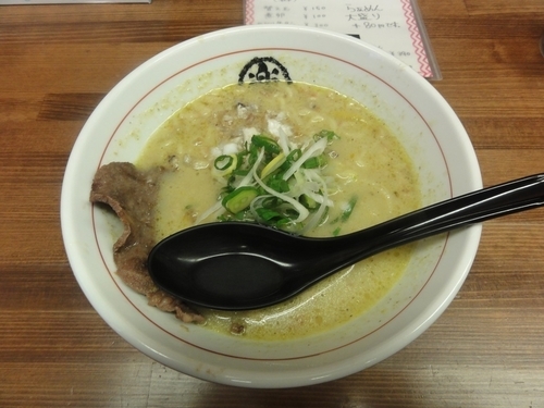 「牛かすグリーンらぁ麺」@楽園の写真