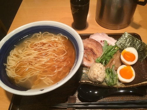 「琥珀そば」@自家製麺 琥珀の写真