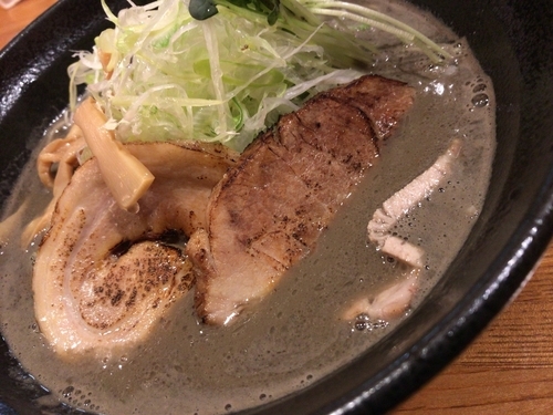 「メガ煮干しラーメン」@麺屋 ひな多の写真