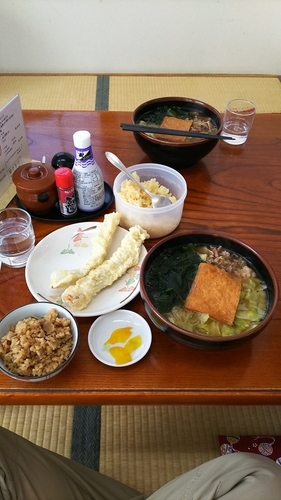 「欲ばりうどん」@麺許皆伝の写真