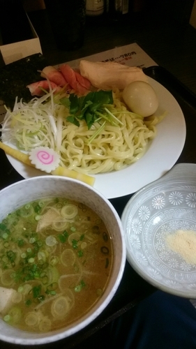 「魚介香る塩つけ麺   ８００円」@麺匠えにしの写真