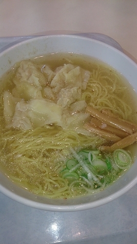 「ワンタン麺」@中華そば いちや あみプレミアムアウトレット店の写真