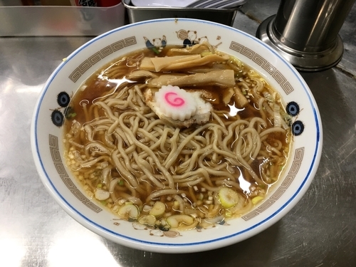 「ラーメン 大盛り」@中華そば みたかの写真