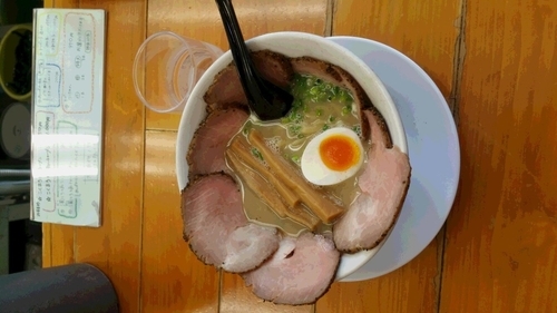 「こくまろ塩チャーシュー」@俺のラーメンあっぱれ屋の写真