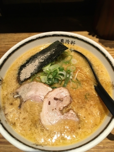 「玉子とじラーメン 700円」@萬珍軒の写真
