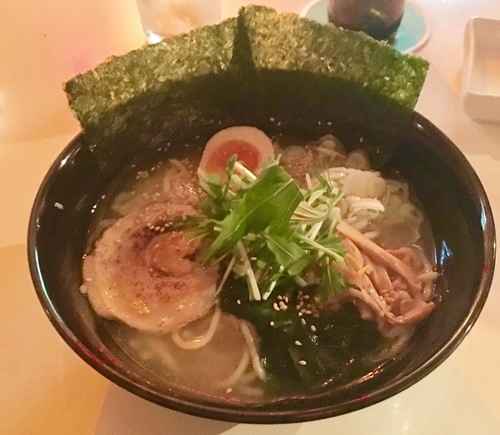 「豚骨塩らーめん」@GROWの写真