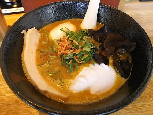 「【限定】中濃とんこつスープカレーｖｅｒ．」@らーめん 月の兎影の写真