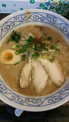 「濃厚あら焼鶏白湯そば」@あら焼鶏白湯 カシムラの写真