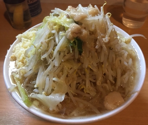 「小ラーメン（ヤサイニンニクアブラ）:700円」@豚星。の写真