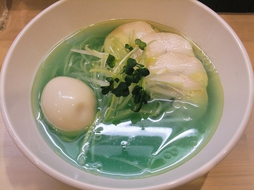 「鶏清湯　青（900円）」@濃厚鶏出汁拉麺 吉法師 KIPPOSHIの写真
