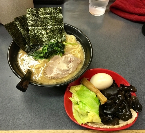 「○特らーめん 930円」@らーめん家 せんだい 川崎稲田堤店の写真