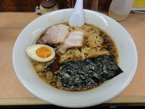 「醤油ラーメン650円」@雨風本舗の写真