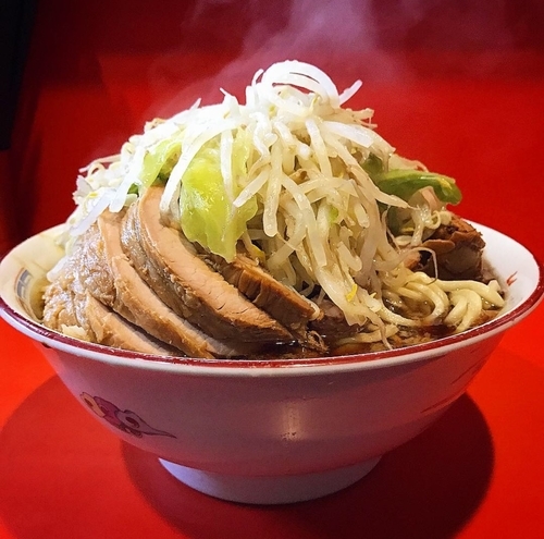 「ブタダブル入りラーメン」@ラーメン二郎 仙川店の写真