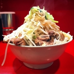 ブタ入りラーメン