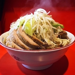 ブタダブル入りラーメン