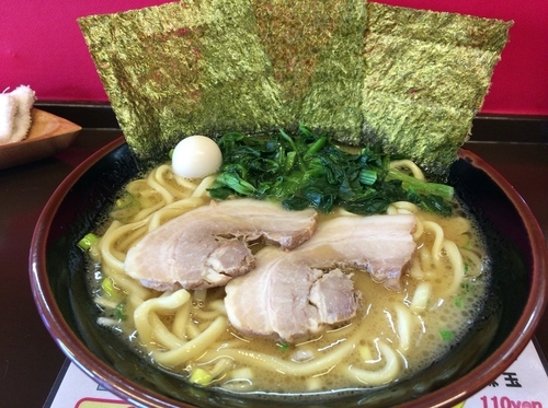 「とんこつ醤油（690円）」@豚とことんの写真