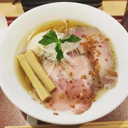 金色貝そば(こんじきかいそば)＋卵トッピング