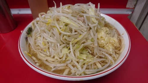 「らーめん(麺硬め・ニンニク)」@ラーメン二郎 湘南藤沢店の写真