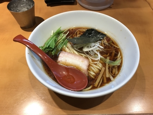 「香彩鶏だし醤油らーめん」@麺屋 翔 品川店の写真