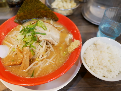 「濃厚味噌ラーメン＋サービスライス」@旭川味噌ラーメン せいべえ 上野本店の写真