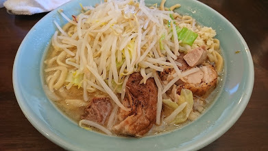 「ラーメン（大）にんにく」@龍麺 ふえ郎の写真