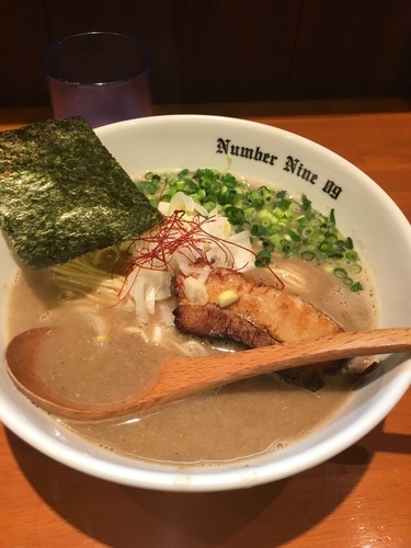「濃厚らーめん(煮干)800円」@麺Dining Number Nine 09の写真
