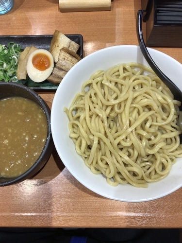 「超濃厚魚介とんこつつけ麺（780円）」@ラーメン春樹 立川店の写真