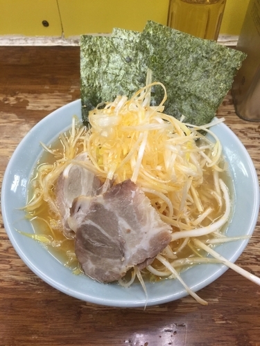 「ネギ中盛り薄め1000円」@まこと家の写真