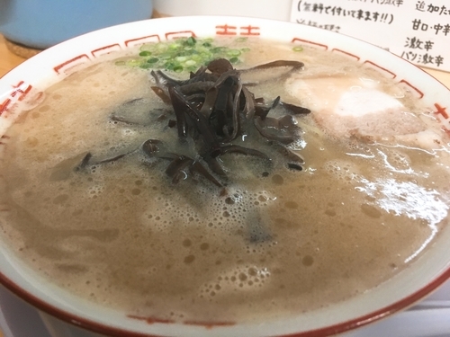 「ラーメン700円」@博多元気一番！！ 春吉1丁目1-1店の写真