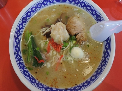 「爆弾ラーメン」@思案橋ラーメンの写真