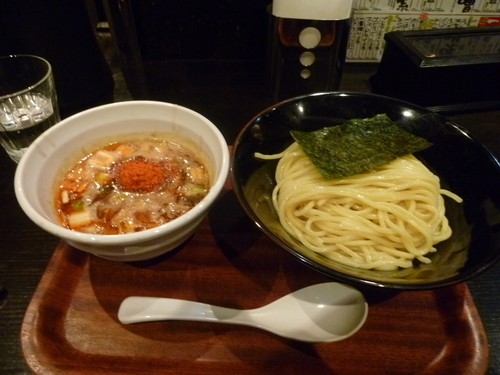 「辛いつけ麺」@つけ麺屋 しずく 夢の写真