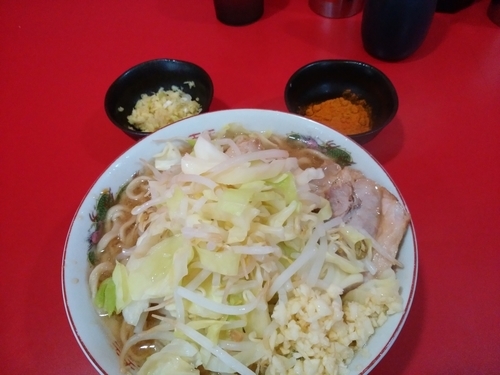 「小・ネギ生姜＋カレースパイス」@ラーメン二郎 札幌店の写真