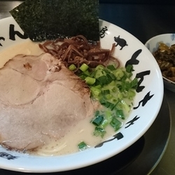 とんちゃんらーめん＋辛子高菜 ￥ 650