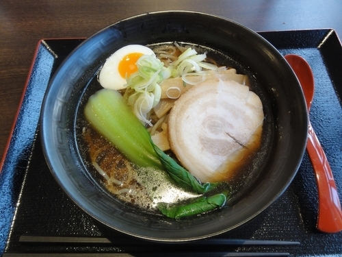 「醤油らーめん」@てんがら らーめん 高槻店の写真