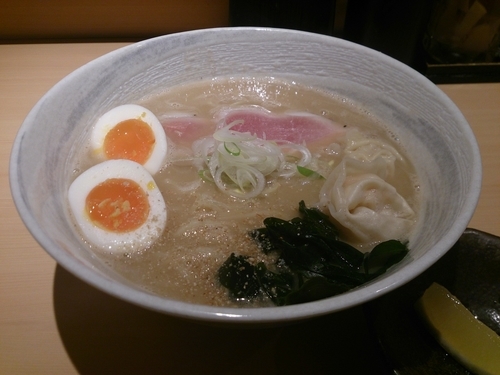 「特製塩らーめん」@らーめん道の塩の写真