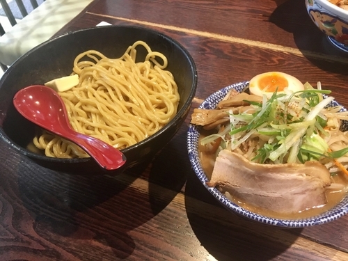 「味噌タンつけ麺300g温盛¥830+無料トッピングバター」@北のらーめん 美空の写真