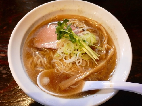 「淡麗煮干しらーめん680円」@麺屋 一寸星の写真