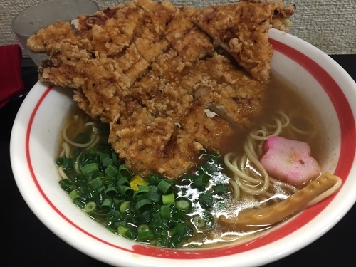「揚げチキン麺」@自家製麺SHINの写真