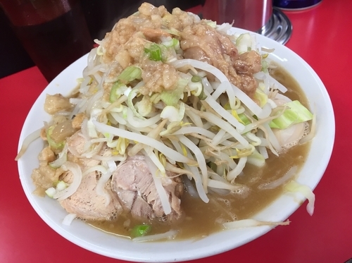 「ラーメン並 味玉 ヤサイ アブラ ネギ」@ラーメン一心の写真
