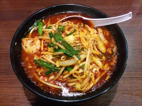 「スパイシーラーメン」@氷花餃子 津新町の写真