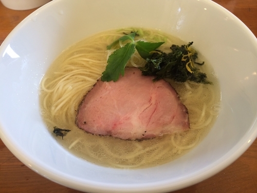「鯛塩らぁ麺　大盛」@らぁ麺 こむぎの写真